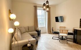 Leith Street Suite